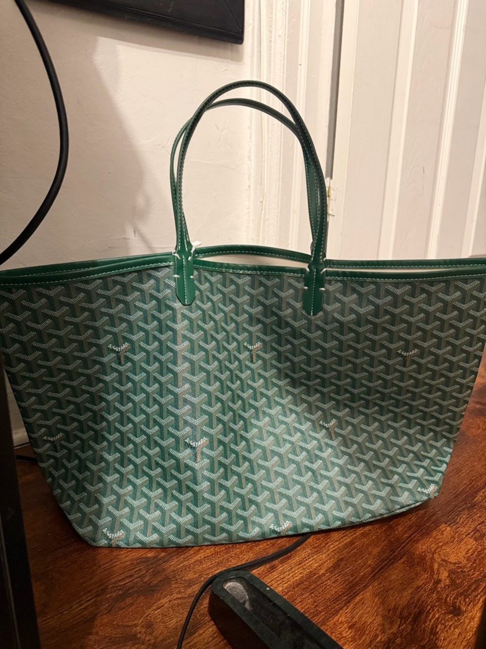 Green Patterned Tote Bag with Pouch